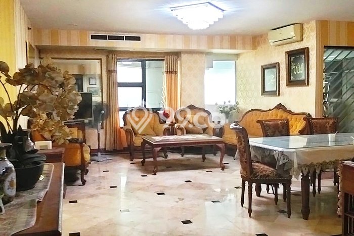 Apartemen Strategis 144m2 di S Parman Jakarta Barat 4 KT Apartemen Strategis 144m2 di S Parman Jakarta Barat 4 KT