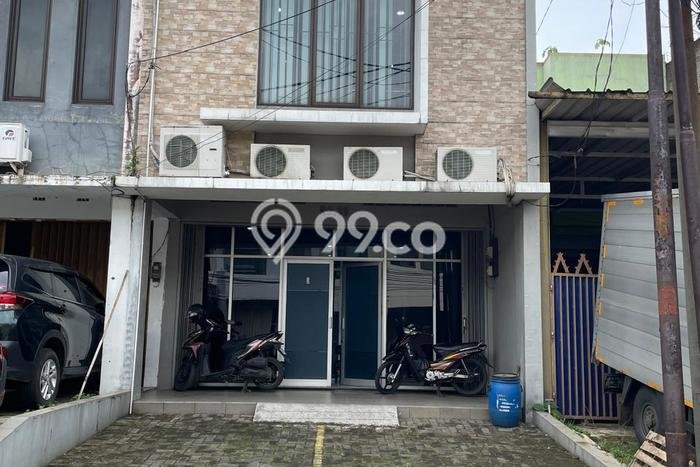 Ruko Dijual di Bandung LT 121m2 & LB 165m2 Lokasi Terbaik! Ruko Dijual di Bandung LT 121m2 & LB 165m2 Lokasi Terbaik!