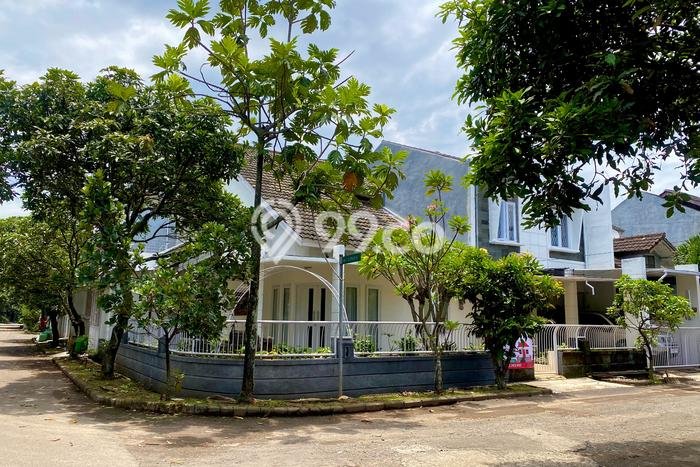 Dijual Hunian Rumah Terawat 5 Kamar di Gede Bage, Bandung Dijual Hunian Rumah Terawat 5 Kamar di Gede Bage, Bandung
