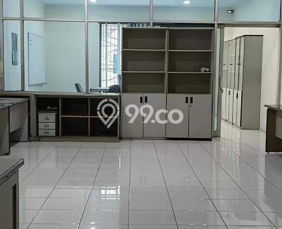 Ruko Dijual di Bandung LT 121m2 & LB 165m2 Lokasi Terbaik! Ruko Dijual di Bandung LT 121m2 & LB 165m2 Lokasi Terbaik!