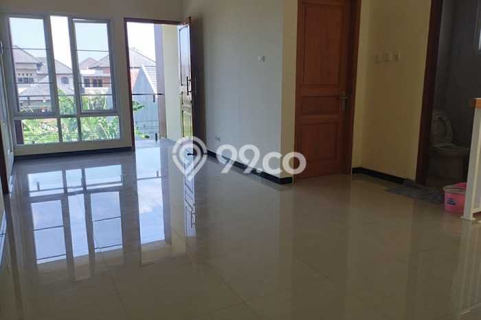 Dijual Cepat Rumah Bagus Siap Huni LB 220m2 di Solo Baru, Solo Dijual Cepat Rumah Bagus Siap Huni LB 220m2 di Solo Baru, Solo