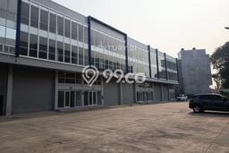 LOKASI STRATEGIS! Gudang di Periuk, Luas 162m2m², Akses Utama LOKASI STRATEGIS! Gudang di Periuk, Luas 162m2m², Akses Utama