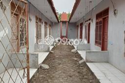 Rumah Nyaman 10 KT LB 335m2 Kondisi Bagus di Serang Timur Rumah Nyaman 10 KT LB 335m2 Kondisi Bagus di Serang Timur