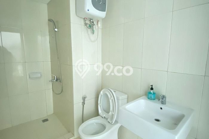 Kantor Bagus Dijual LB 96m2 Lokasi Strategis Jakarta Barat Area Cocok untuk Bisnis Kantor Bagus Dijual LB 96m2 Lokasi Strategis Jakarta Barat Area Cocok untuk Bisnis