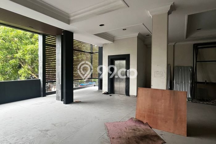 Komersial Disewakan di Area Ramai Sukasari, Bandung Komersial Disewakan di Area Ramai Sukasari, Bandung