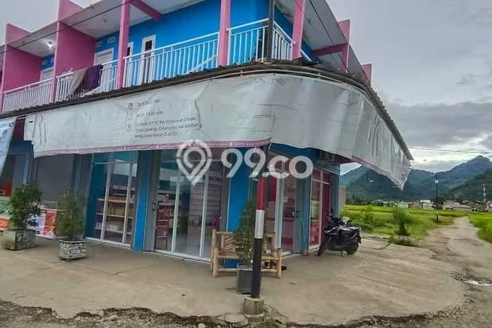 Ruko Dijual di Cihampelas Bandung Barat dengan LB 210m2 Ruko Dijual di Cihampelas Bandung Barat dengan LB 210m2