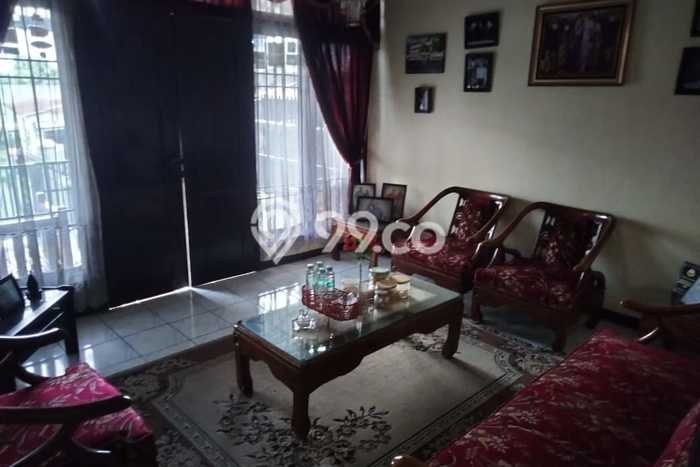Dijual Rumah 4 Kamar Lokasi Strategis Bagus dan Strategis di Cibiru Dijual Rumah 4 Kamar Lokasi Strategis Bagus dan Strategis di Cibiru