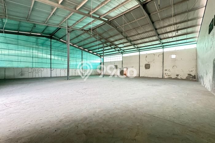 Unit Gudang Dijual di Cimahi Utara Cimahi Luas Tanah 2200m2, Luas Bangunan 1500m2 Unit Gudang Dijual di Cimahi Utara Cimahi Luas Tanah 2200m2, Luas Bangunan 1500m2