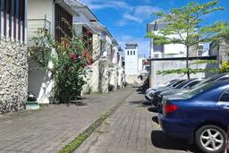 Vila Kawasan , Area 140m2m², Akses ke Pusat Kota Vila Kawasan , Area 140m2m², Akses ke Pusat Kota