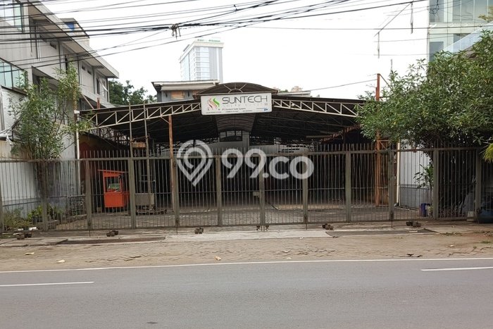 Dijual! Ruko di Bintaro Jakarta Selatan LT 708m2 / LB 991m2 Kawasan Strategis Dijual! Ruko di Bintaro Jakarta Selatan LT 708m2 / LB 991m2 Kawasan Strategis