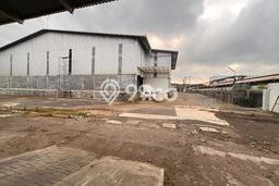 Gudang Disewa di Surabaya dengan LB 4320m2 Area Komersial Ramai Gudang Disewa di Surabaya dengan LB 4320m2 Area Komersial Ramai