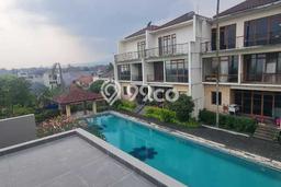 Rumah Elit Modern Tanpa Renovasi di Setra Duta Bandung Rumah Elit Modern Tanpa Renovasi di Setra Duta Bandung