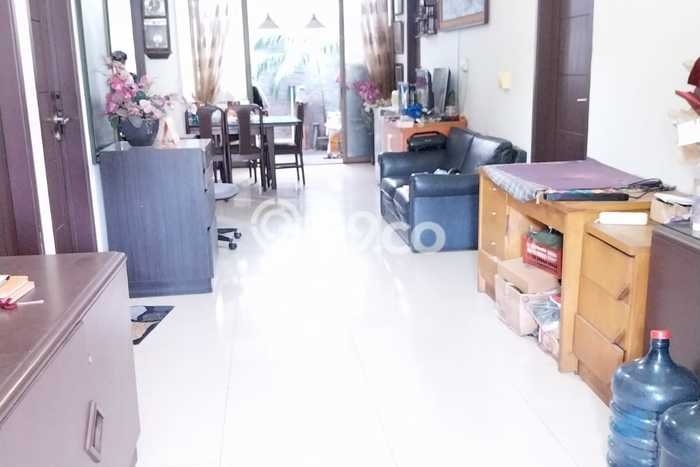 Hunian Elit LB 200m2 Siap Huni Desain Elegan di Bojong Indah, Jakarta Barat Hunian Elit LB 200m2 Siap Huni Desain Elegan di Bojong Indah, Jakarta Barat