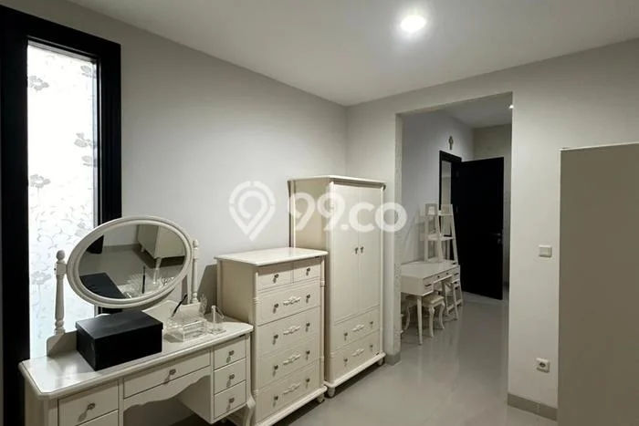 Hot Offer Hunian Premium Ideal dan Luas di Wiyung, Surabaya Hot Offer Hunian Premium Ideal dan Luas di Wiyung, Surabaya