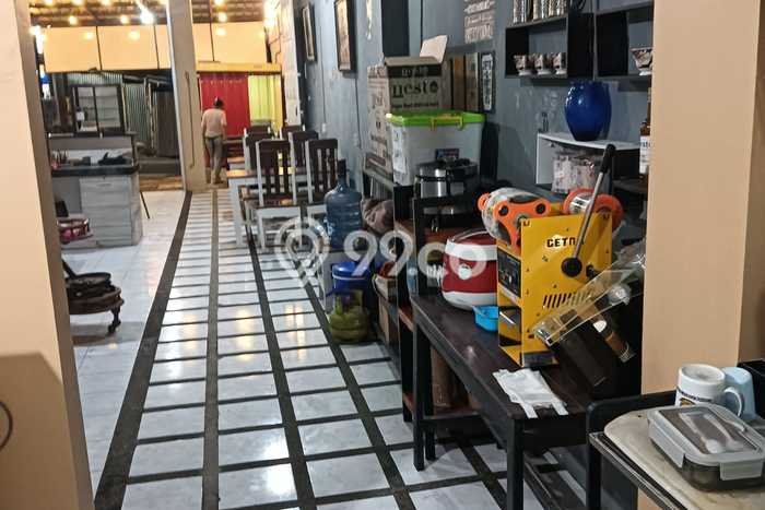 Ruko Bagus Dijual LB 216m2 Lokasi Strategis Malang Area Cocok untuk Berbisnis Ruko Bagus Dijual LB 216m2 Lokasi Strategis Malang Area Cocok untuk Berbisnis