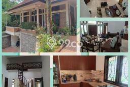 Rumah Strategis Modern Lb 400m2 di Megamendung, Bogor Rumah Strategis Modern Lb 400m2 di Megamendung, Bogor