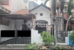 Lokasi strategis! Rumah siap pakai dikontrakkan di Wiyung LB 126m2 Lokasi strategis! Rumah siap pakai dikontrakkan di Wiyung LB 126m2