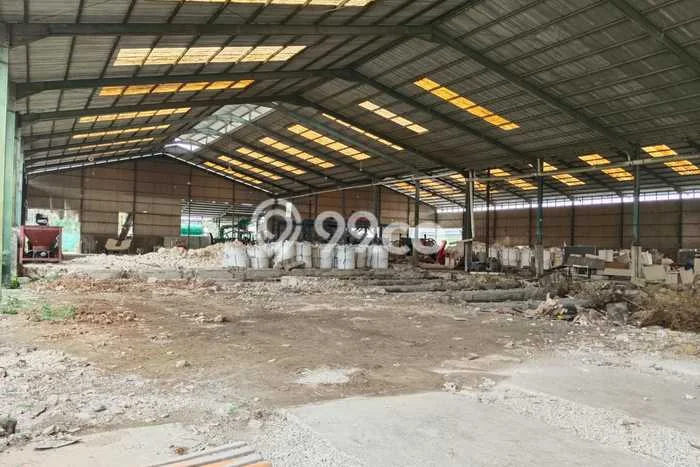 Unit Gudang disewakan di Cakung Jakarta Timur dengan LT 6000m2 / LB 5000m2 Unit Gudang disewakan di Cakung Jakarta Timur dengan LT 6000m2 / LB 5000m2