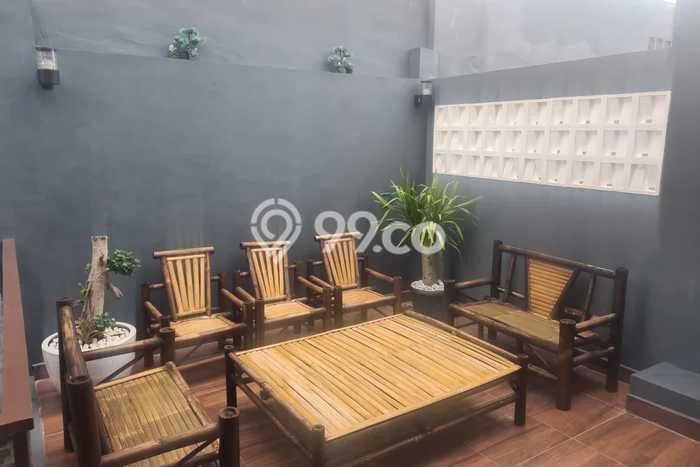 Lokasi terbaik! Rumah siap huni dikontrakkan di Cimenyan LB 160m2 Lokasi terbaik! Rumah siap huni dikontrakkan di Cimenyan LB 160m2