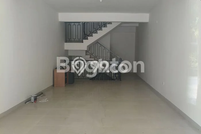 Disewakan Ruko di Kawasan Ramai Batam Centre Luas 280m2 Disewakan Ruko di Kawasan Ramai Batam Centre Luas 280m2