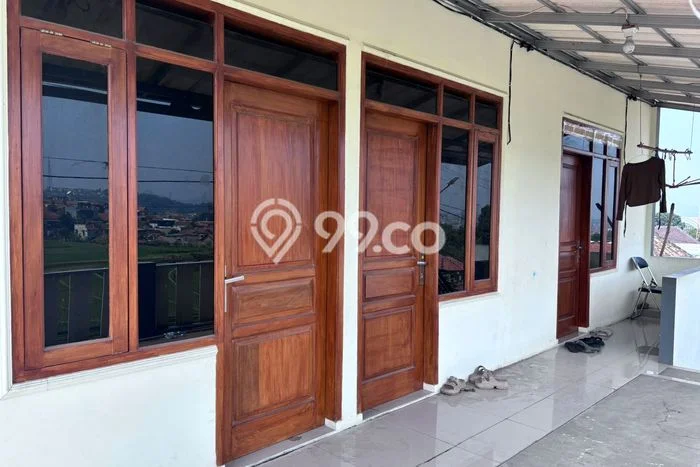 Rumah Strategis Modern Lb 100m2 di Ngamprah, Bandung Barat Rumah Strategis Modern Lb 100m2 di Ngamprah, Bandung Barat