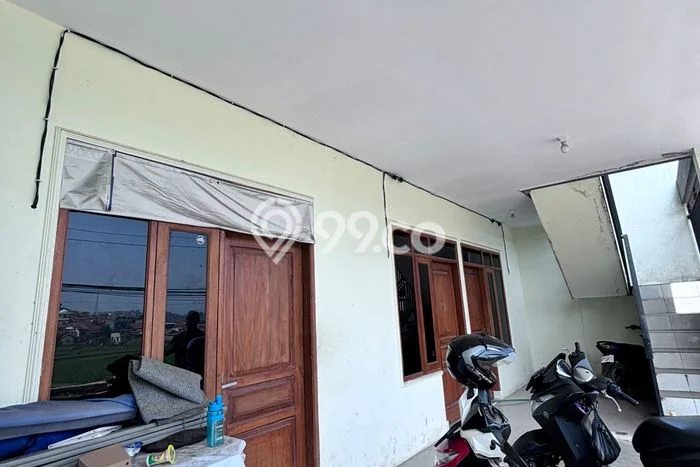 Rumah Strategis Modern Lb 100m2 di Ngamprah, Bandung Barat Rumah Strategis Modern Lb 100m2 di Ngamprah, Bandung Barat