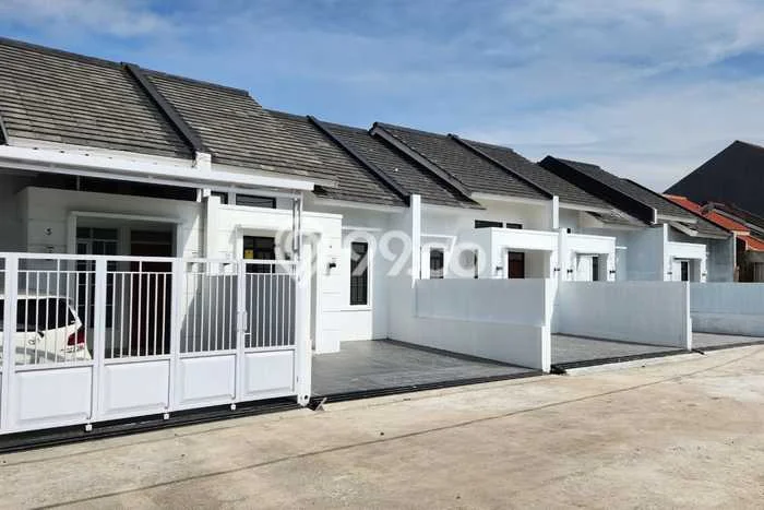 Dijual Rumah 3 Kamar Lokasi Ideal Nyaman dan Strategis di Bojongsoang Dijual Rumah 3 Kamar Lokasi Ideal Nyaman dan Strategis di Bojongsoang