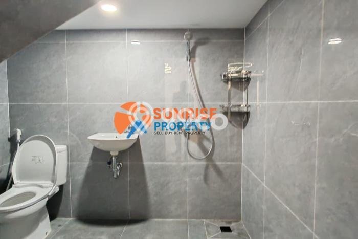 Ready to Use! Premium House LT 260m2 Desain Modern di Batam Centre Ready to Use! Premium House LT 260m2 Desain Modern di Batam Centre