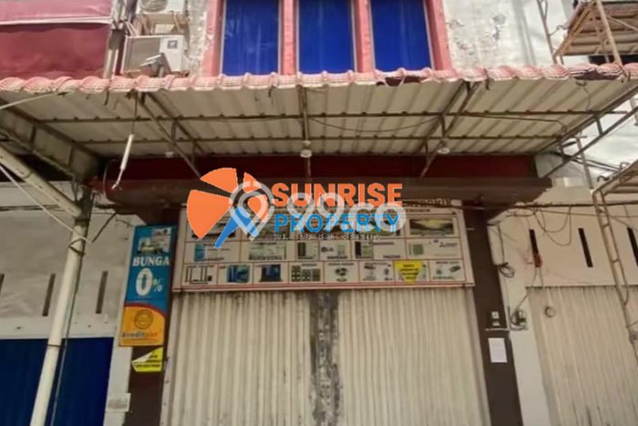Ruko Dijual di Batam LT 90m2 & LB 270m2 Lokasi Terbaik! Ruko Dijual di Batam LT 90m2 & LB 270m2 Lokasi Terbaik!