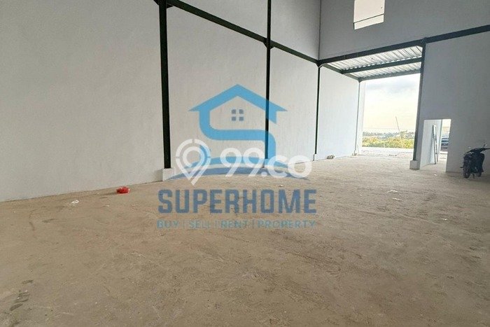 LOKASI BISNIS! Gudang For Rent Kawasan Batam Kota, Luas 160m2m², Akses Utama LOKASI BISNIS! Gudang For Rent Kawasan Batam Kota, Luas 160m2m², Akses Utama