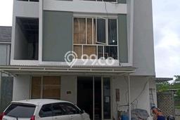 Jual Rumah Minimalis Bagus Punya 5 KT di Wiyung Surabaya - Jual Rumah Minimalis Bagus Punya 5 KT di Wiyung Surabaya -