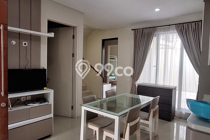 Disewakan! Rumah 2 Kamar Tidur &
2 Kamar Mandi di Citraland, Surabaya Disewakan! Rumah 2 Kamar Tidur &
2 Kamar Mandi di Citraland, Surabaya