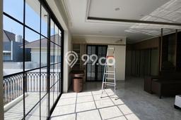 Hot Offer Hunian Premium Ideal dan Luas di Wiyung, Surabaya Hot Offer Hunian Premium Ideal dan Luas di Wiyung, Surabaya