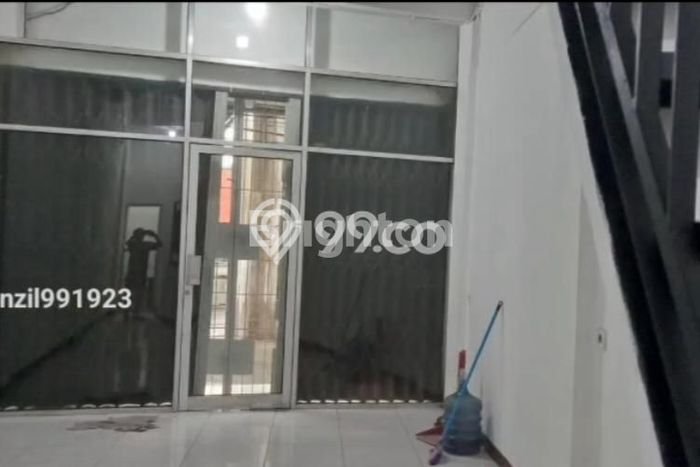 Unit Ruko Dijual di Kebayoran Baru Jakarta Selatan 100m2 Unit Ruko Dijual di Kebayoran Baru Jakarta Selatan 100m2