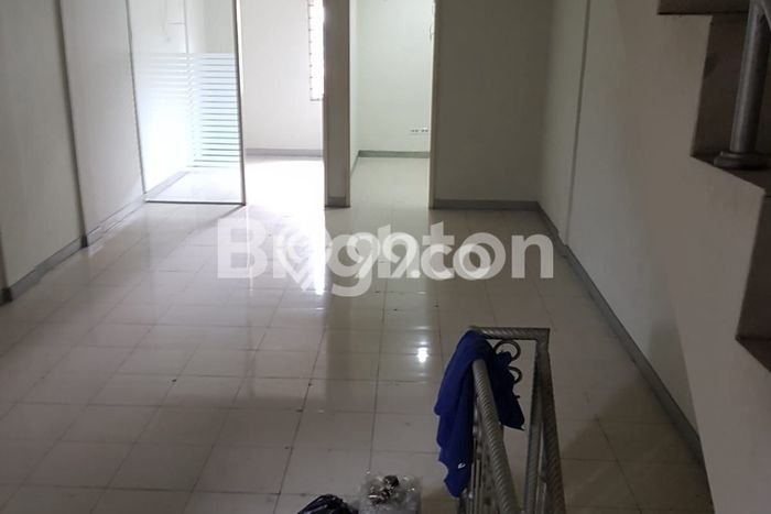Unit Ruko Dijual di Mampang Prapatan Jakarta Selatan Luas Bangunan 280m2 Unit Ruko Dijual di Mampang Prapatan Jakarta Selatan Luas Bangunan 280m2