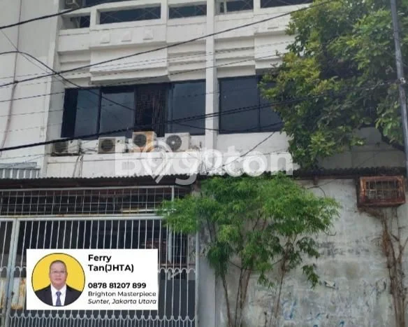 Unit Ruko Dijual di Jakarta Barat LT 80m2 & LB 180m2 Unit Ruko Dijual di Jakarta Barat LT 80m2 & LB 180m2