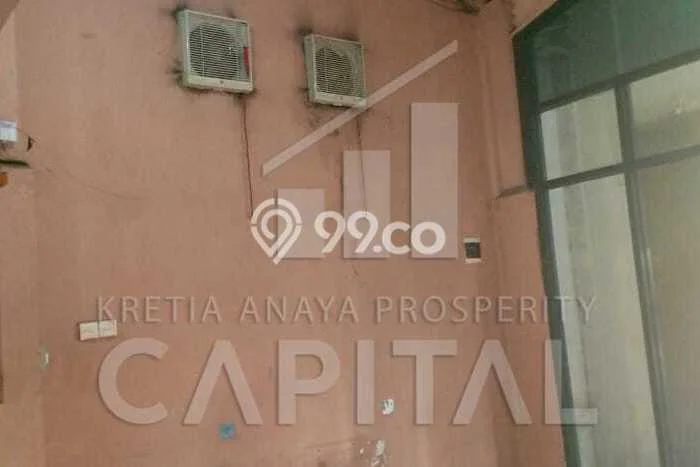 Ruko Disewakan di , Luas 55m2m², Area Komersial, Akses Strategis Ruko Disewakan di , Luas 55m2m², Area Komersial, Akses Strategis