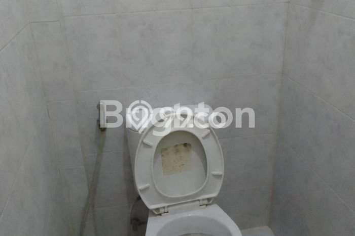 Hunian Elit LB 400m2 Siap Huni Desain Elegan di Gajahmada, Semarang Hunian Elit LB 400m2 Siap Huni Desain Elegan di Gajahmada, Semarang