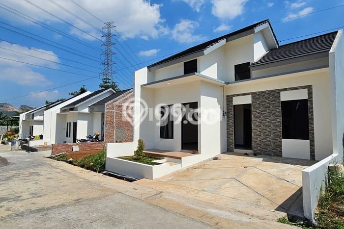 LISTING BARU! Rumah Premium di Ungaran Timur, Luas 73m2m² LB 40m2m² LISTING BARU! Rumah Premium di Ungaran Timur, Luas 73m2m² LB 40m2m²