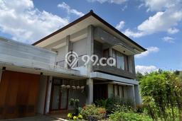 Rumah EXCLUSIVE di , Bandung, LT 750m2m² Bangunan 250m2m² HARGA TERBAIK! Rumah EXCLUSIVE di , Bandung, LT 750m2m² Bangunan 250m2m² HARGA TERBAIK!