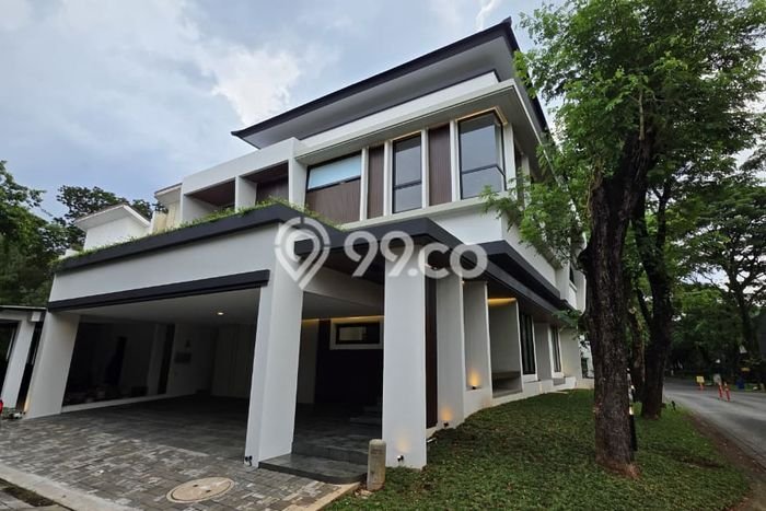 Rumah Elit LB 346m2 Siap Huni Desain Elegan di BSD City, Tangerang Rumah Elit LB 346m2 Siap Huni Desain Elegan di BSD City, Tangerang