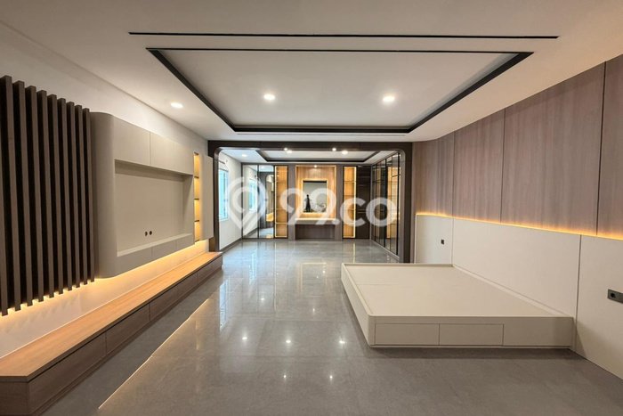 Rumah Elit Modern Tanpa Renovasi di Alam Sutera Tangerang Rumah Elit Modern Tanpa Renovasi di Alam Sutera Tangerang