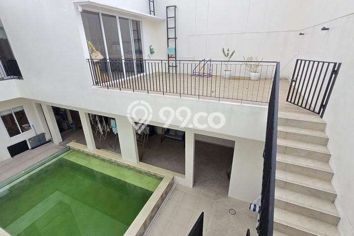 Dijual Rumah Mewah Elegan Dengan View Eksklusif di Alam Sutera, Tangerang Dijual Rumah Mewah Elegan Dengan View Eksklusif di Alam Sutera, Tangerang