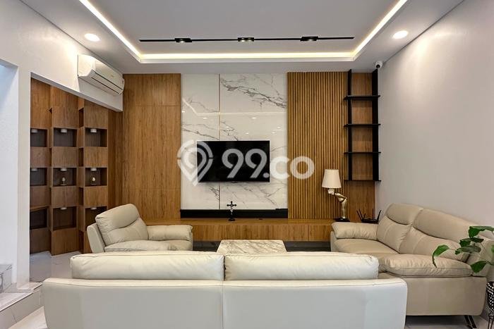 Dijual Rumah Mewah Megah Dengan View Eksklusif di Alam Sutera, Tangerang Dijual Rumah Mewah Megah Dengan View Eksklusif di Alam Sutera, Tangerang