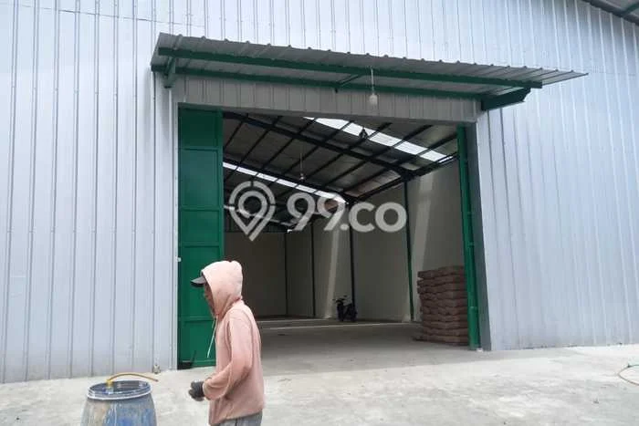 Gudang untuk Disewa di Pusat Bandung Luas Bangunan 500m2 Gudang untuk Disewa di Pusat Bandung Luas Bangunan 500m2