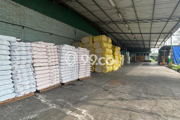 Unit Gudang Dijual di Batujajar Bandung Barat 7500m2 Unit Gudang Dijual di Batujajar Bandung Barat 7500m2