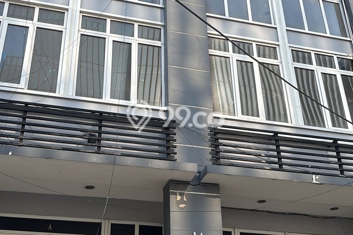Unit Komersial Disewakan di Jakarta Utara Area Strategis Harga Kompetitif Unit Komersial Disewakan di Jakarta Utara Area Strategis Harga Kompetitif