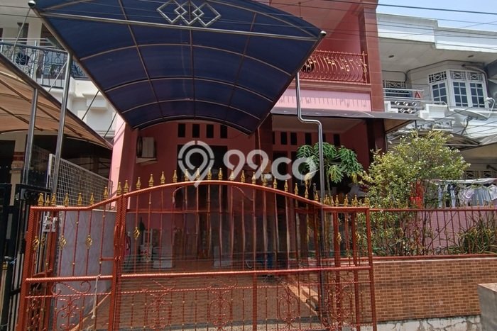 Rumah Strategis Modern Lb 150m2 di Kelapa Gading, Jakarta Utara Rumah Strategis Modern Lb 150m2 di Kelapa Gading, Jakarta Utara