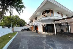 Dijual Rumah Mewah Elegan Dengan View Cantik di Kemang, Jakarta Selatan Dijual Rumah Mewah Elegan Dengan View Cantik di Kemang, Jakarta Selatan