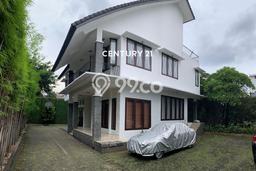 Siap Huni Rumah Mewah 4 Kamar di Tebet Dekat ke Mana Pun Siap Huni Rumah Mewah 4 Kamar di Tebet Dekat ke Mana Pun